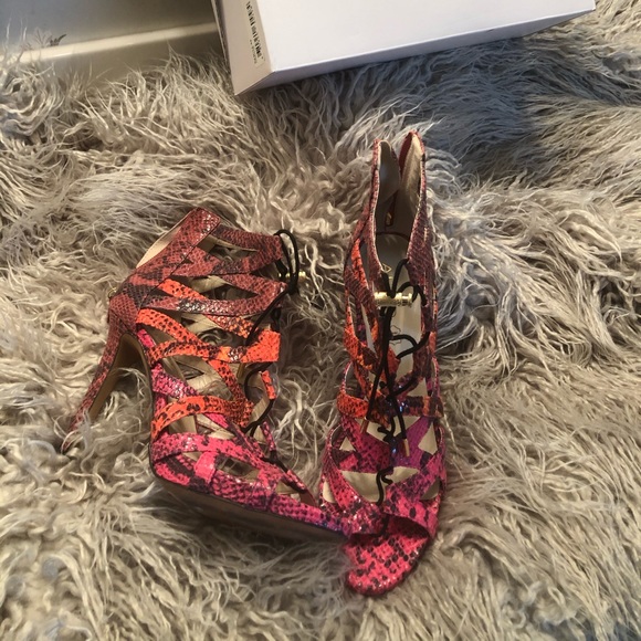 Aldo - Picture 3 of 6